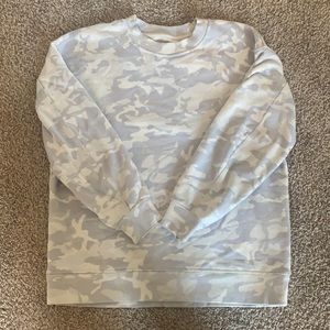 Lululemon perfectly oversized crewneck